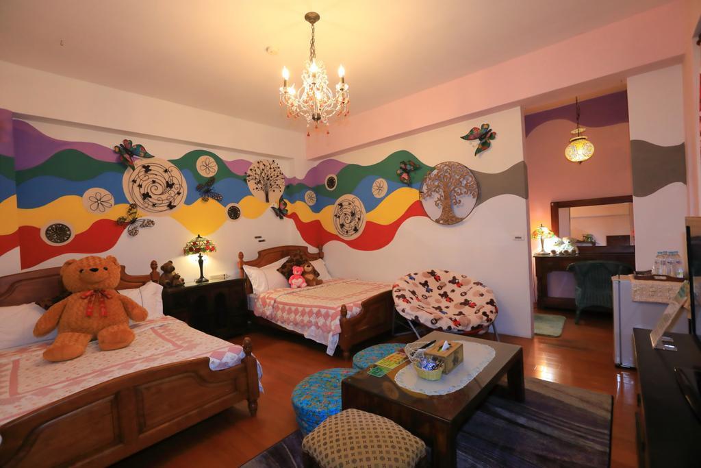 Bearbear Homestay Хуалянь Экстерьер фото